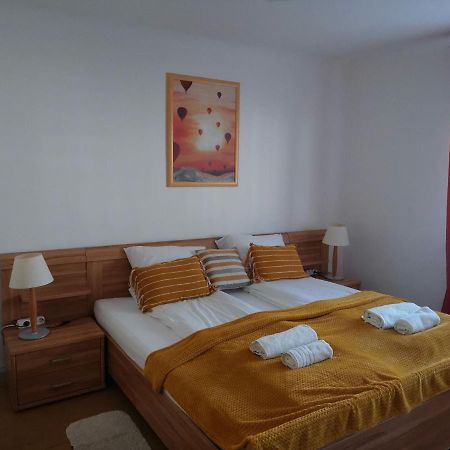 Eisenerz Stefan Apartment / Ferien Wohnung מראה חיצוני תמונה